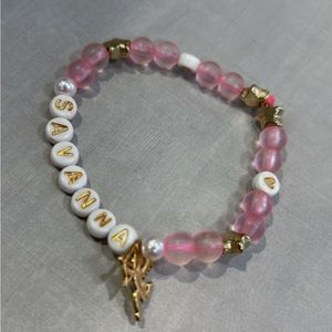 Custom name bracelet 💕